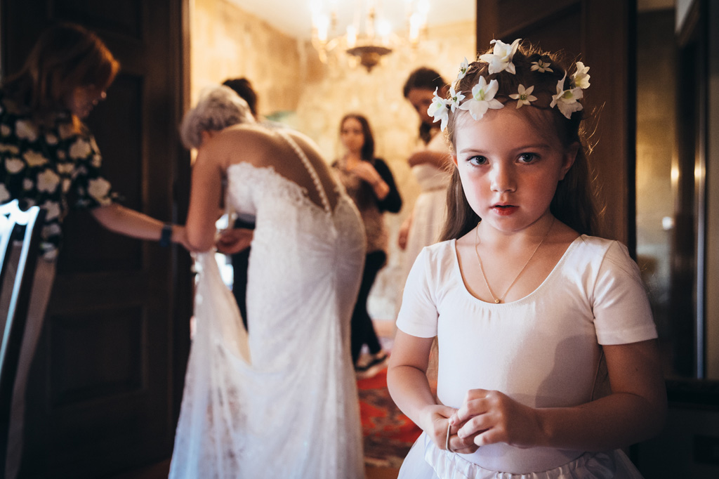 Fotografo Matrimonio Orvieto Una bambina sorride