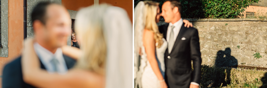 Fotografo Matrimonio Villa Del Cardinale Emmanuel e Brittney si abbracciano caldamente