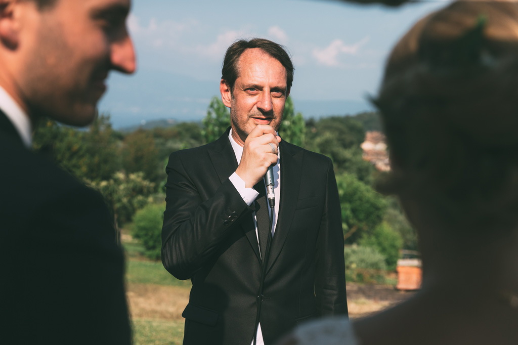 Fotografo Matrimonio Lago di Garda L'ufficiale di stato