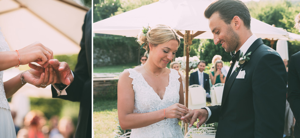 Fotografo Matrimonio Lago di Garda La sposa indossa l'anello nunziale allo sposo