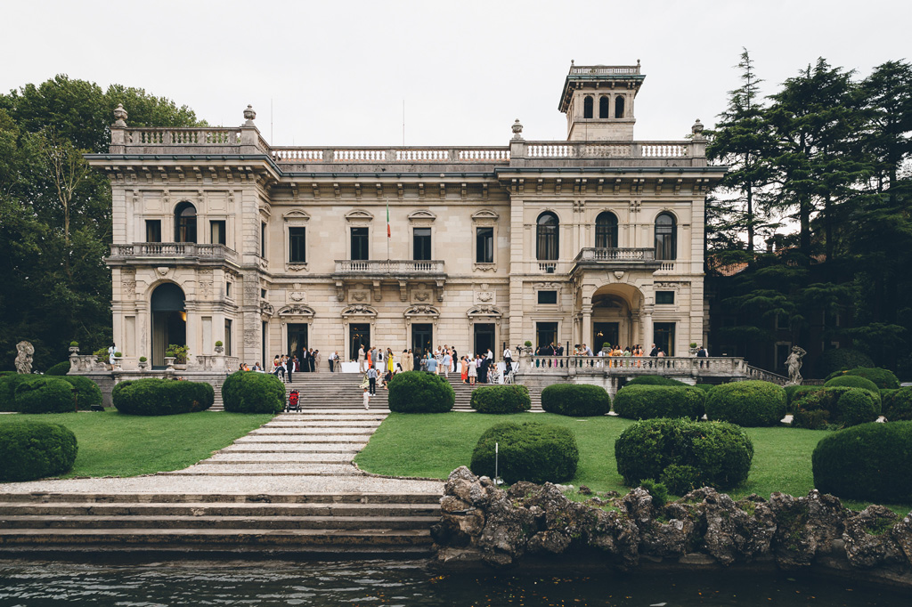 Fotografo Matrimonio Villa Erba Una panoramica della location di Villa Erba