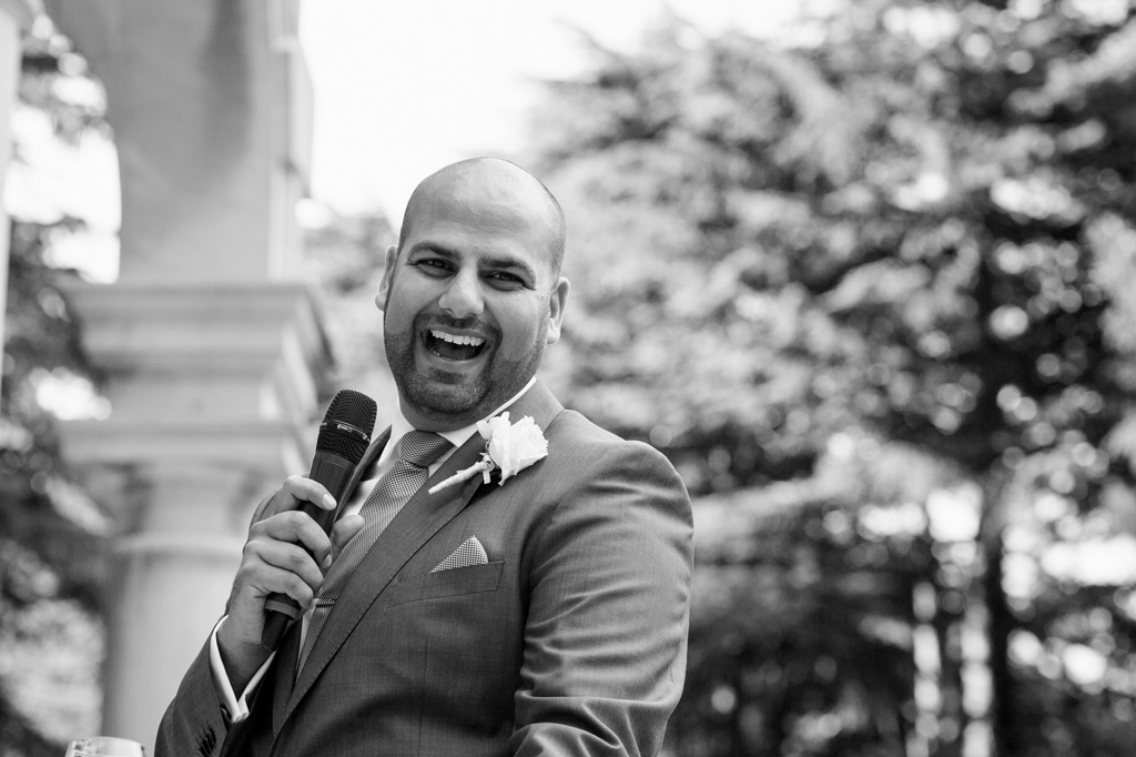 Fotografo Matrimonio Villa Erba Lo sposo enuncia un dedica per la sposa