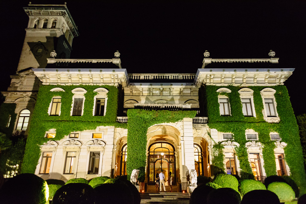 Fotografo Matrimonio Villa Erba Un campo totale notturno di Villa Erba ripreso da Alessandro Della Savia