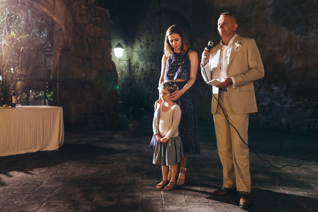 Fotografo Matrimonio Orvieto Alcuni ospiti prendono la parola al