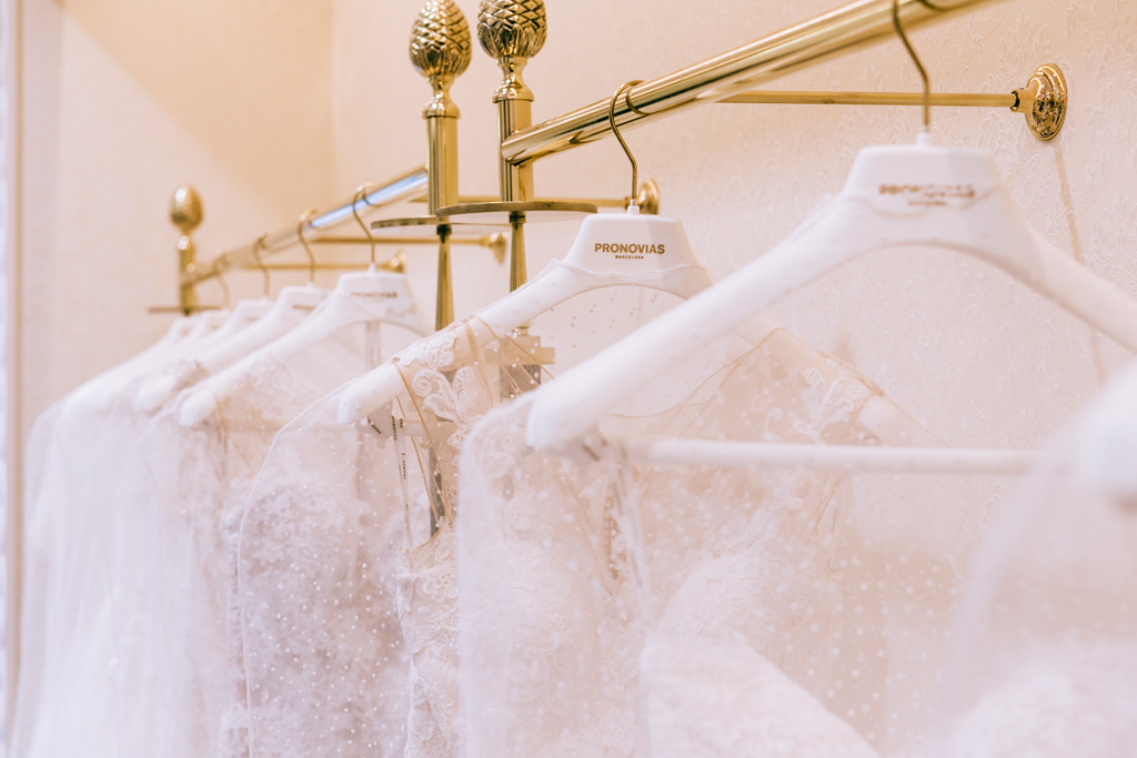 Inaugurazione Store Pronovias Gli splendidi abiti da sposa della maison Pronovias