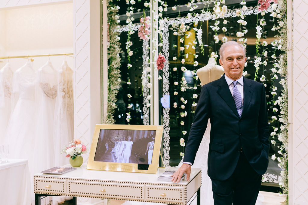 Inaugurazione Store Pronovias Un ritratto del presidente della maison Alberto Palatchi immortalato dal fotografo di eventi e inaugurazioni Alessandro Della Savia