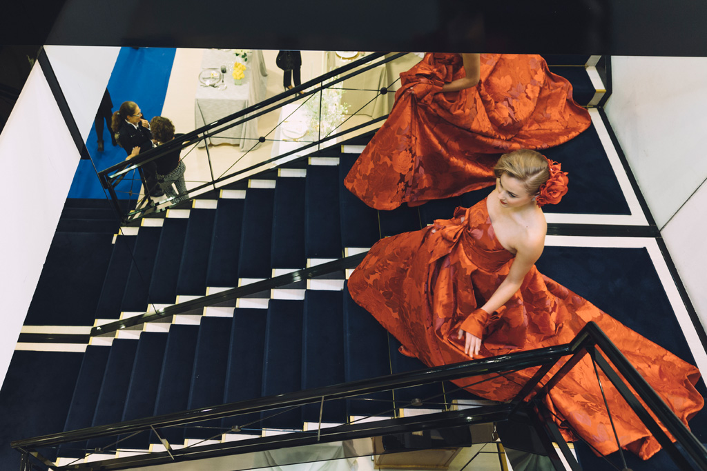 Evento Rocca Damiani Milano Le modelle vestite da spose sfilano davanti alla lente del fotografo professionista di matrimoni Alessandro Della Savia, presso Milano