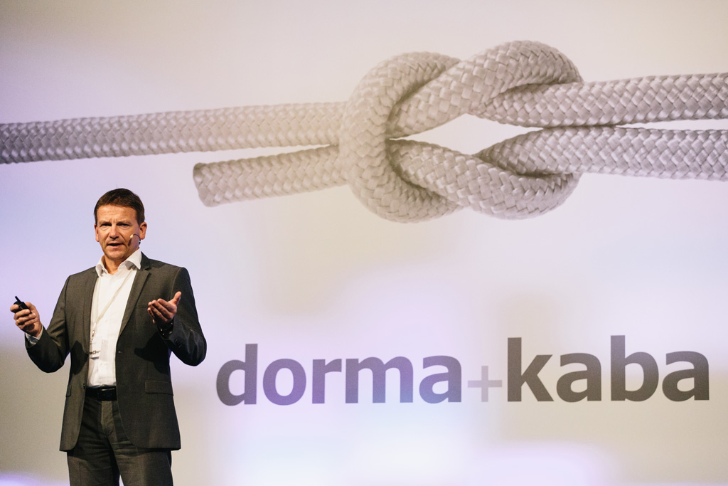Serata Dorma+Kaba serata dorma kaba