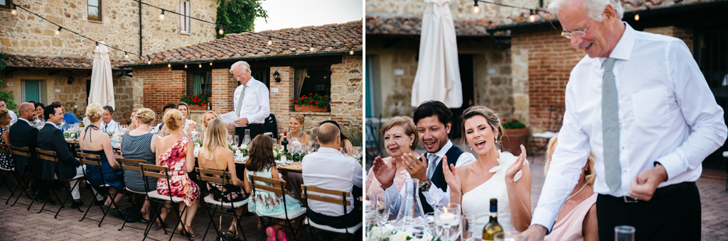 Fotografo Matrimonio Basilica San Galgano Toscana Il padre della sposa legge un discorso scritto per loro prima della cena