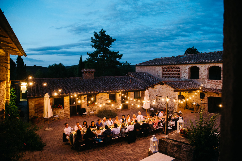 Fotografo Matrimonio Basilica San Galgano Toscana La Tenuta di Papena si accende per la notte