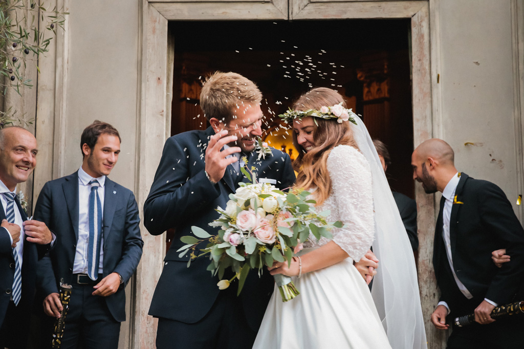 Wedding Photographer Como Lake Il lancio del riso