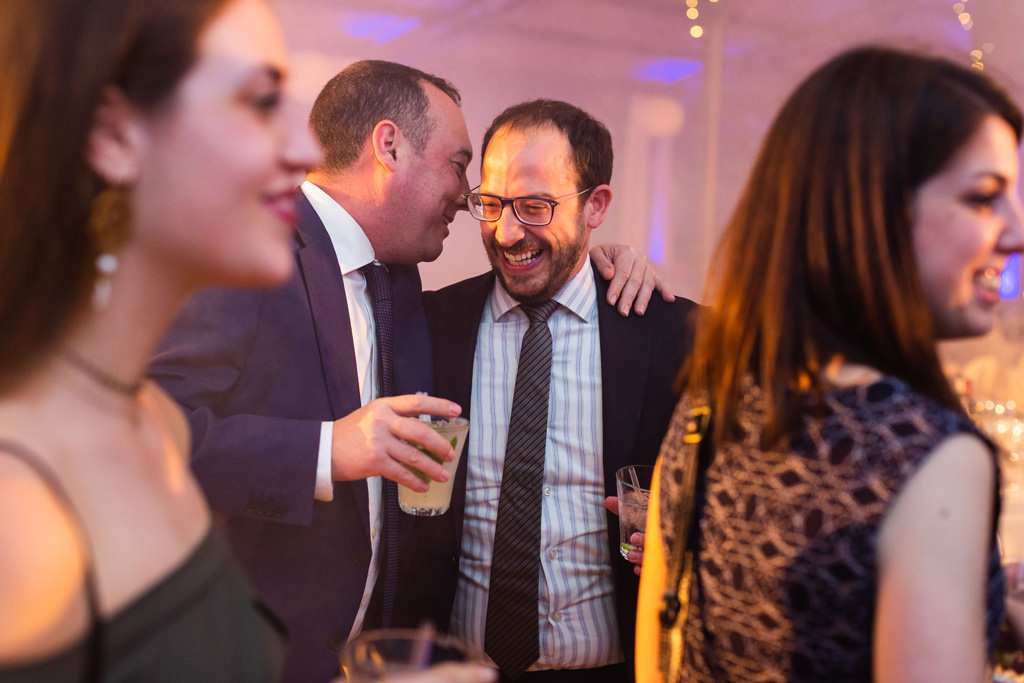 Fotografo Cena di Gala Casa Gobbato Convegno Antitrust Treviso 2 Gli invitati chiacchierano in un contesto di festa