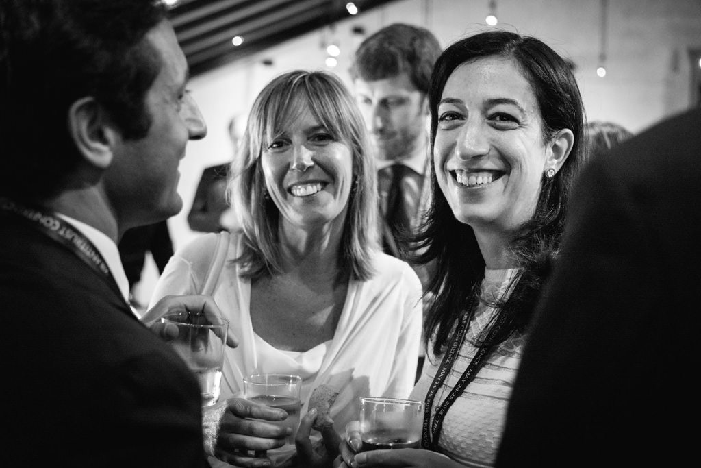 Fotografo Congresso Antitrust Treviso Casa Dei Carraresi Le invitate sorridono sotto la lente del fotografo di conferenze Alessandro Della Savia