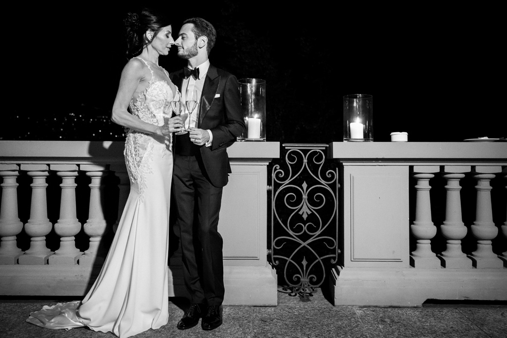 Fotografo Matrimonio Lago di Como Casta Diva Mandarin Foto di coppia in bianco e nero al Mandarin Oriental di Blevio