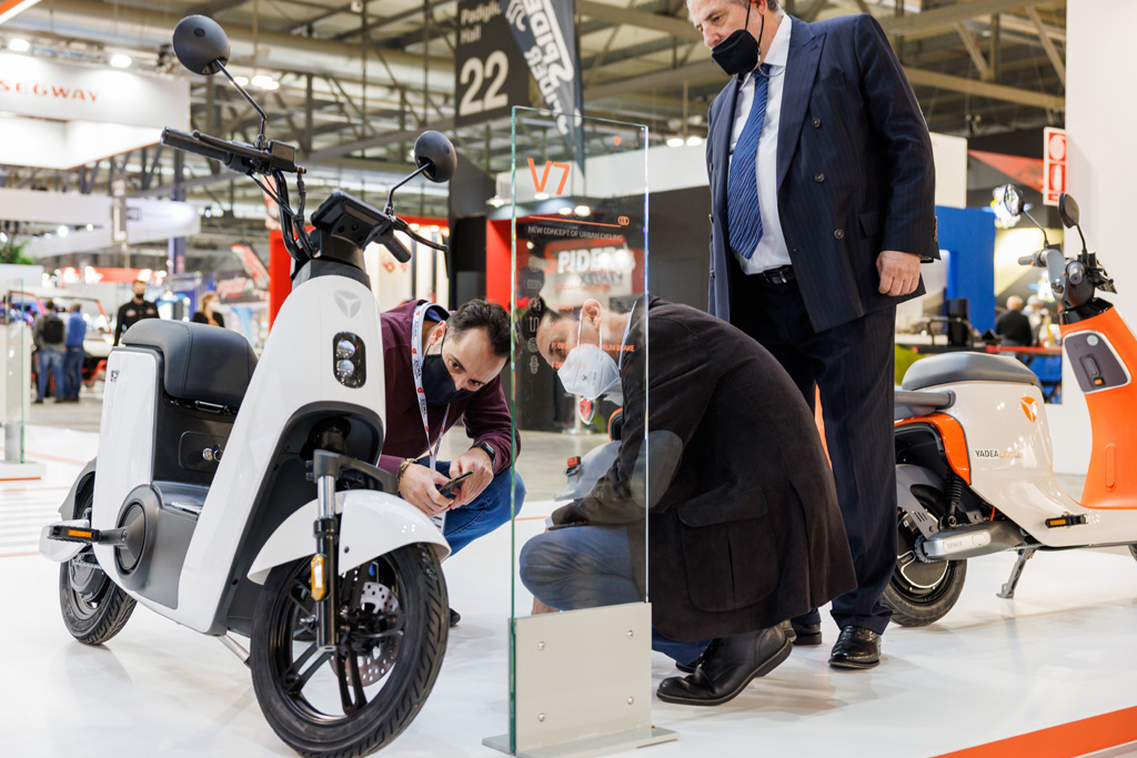 Fotogrfo Stand Fiera Milano EICMA fotogrfo stand fiera milano eicma