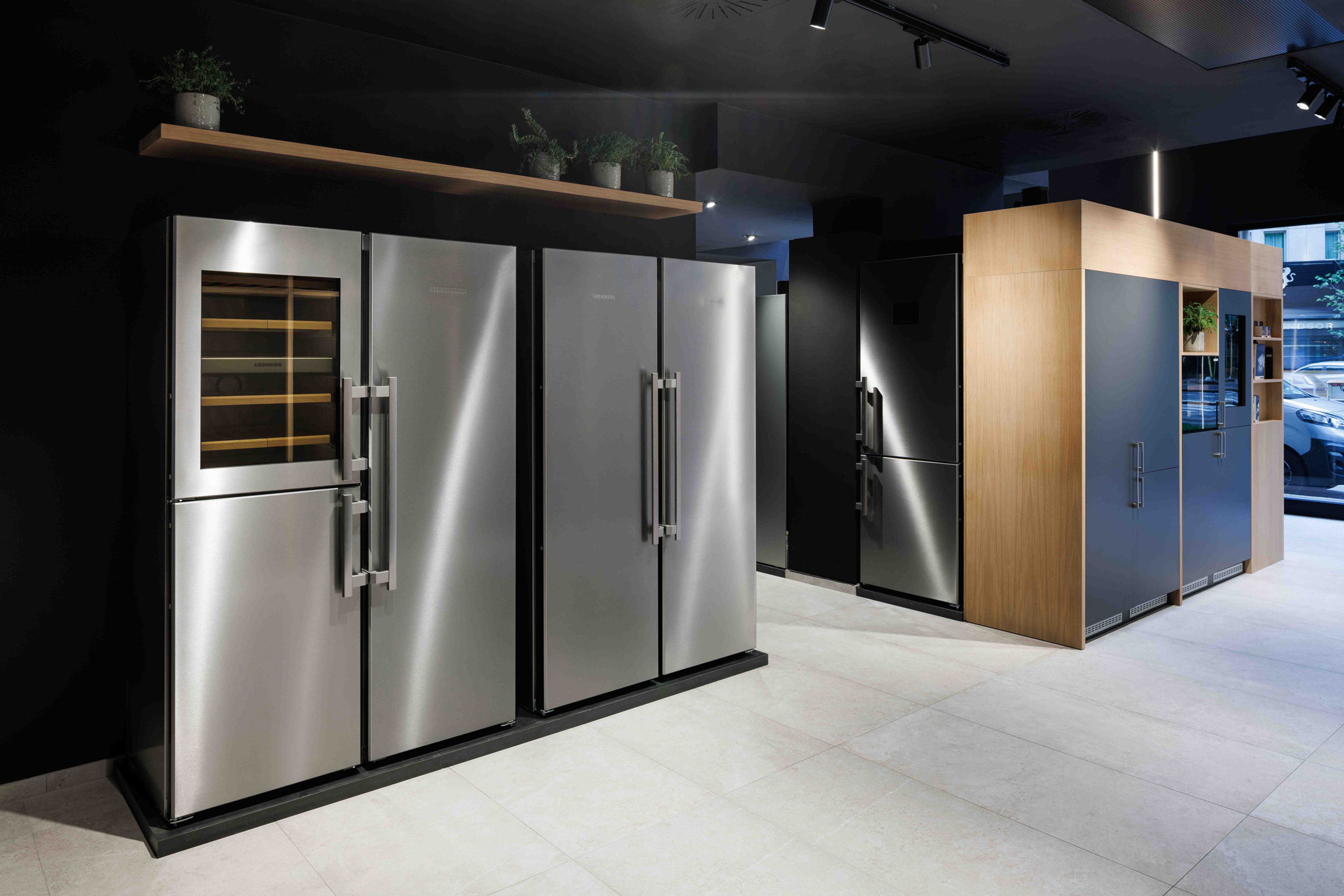 Fotografo Architettura Showroom Elettrodomestici in showroom