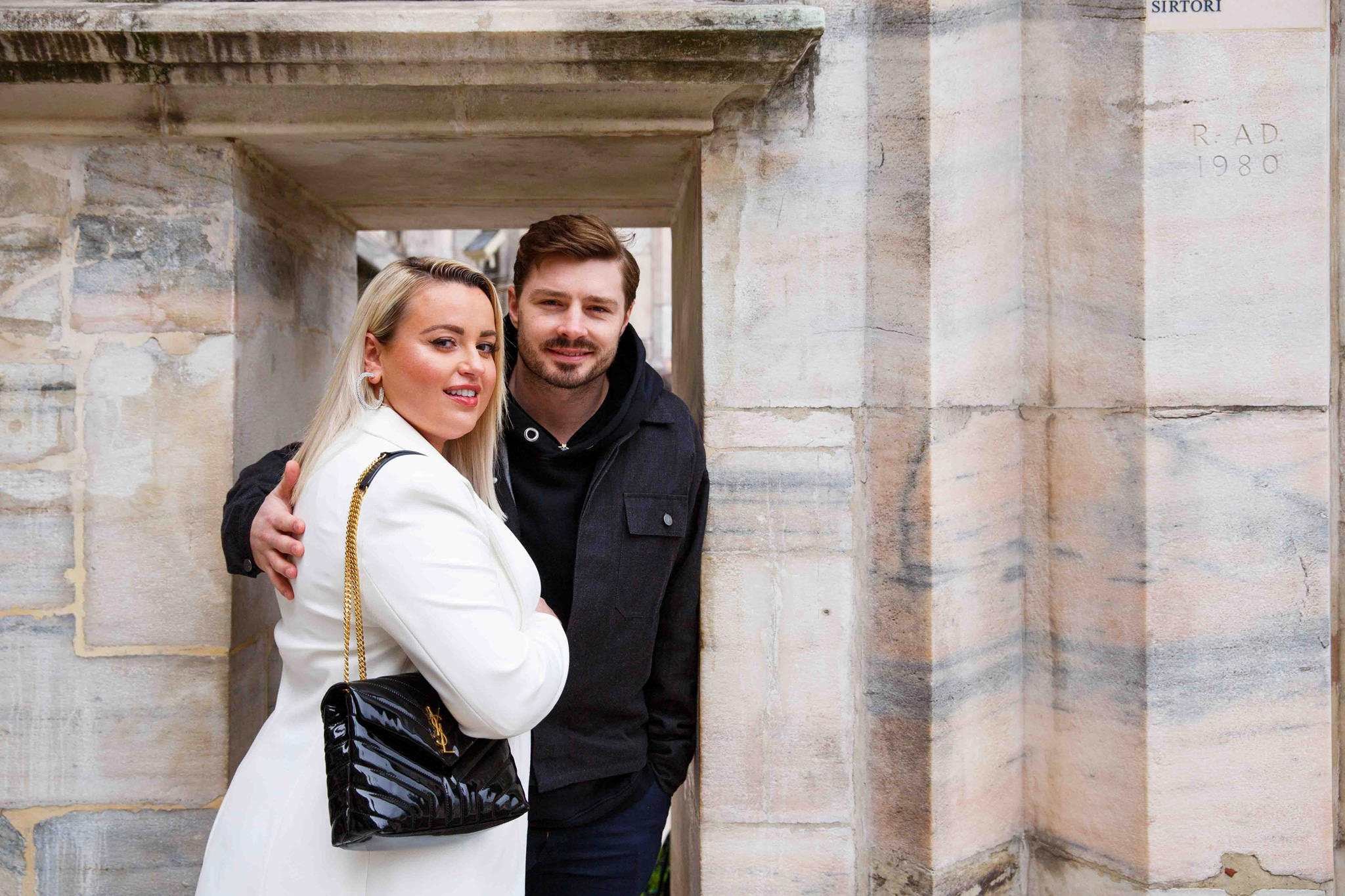 Fotografo WP Ben&Daniela Ritratto di coppia sopra al duomo di Milano