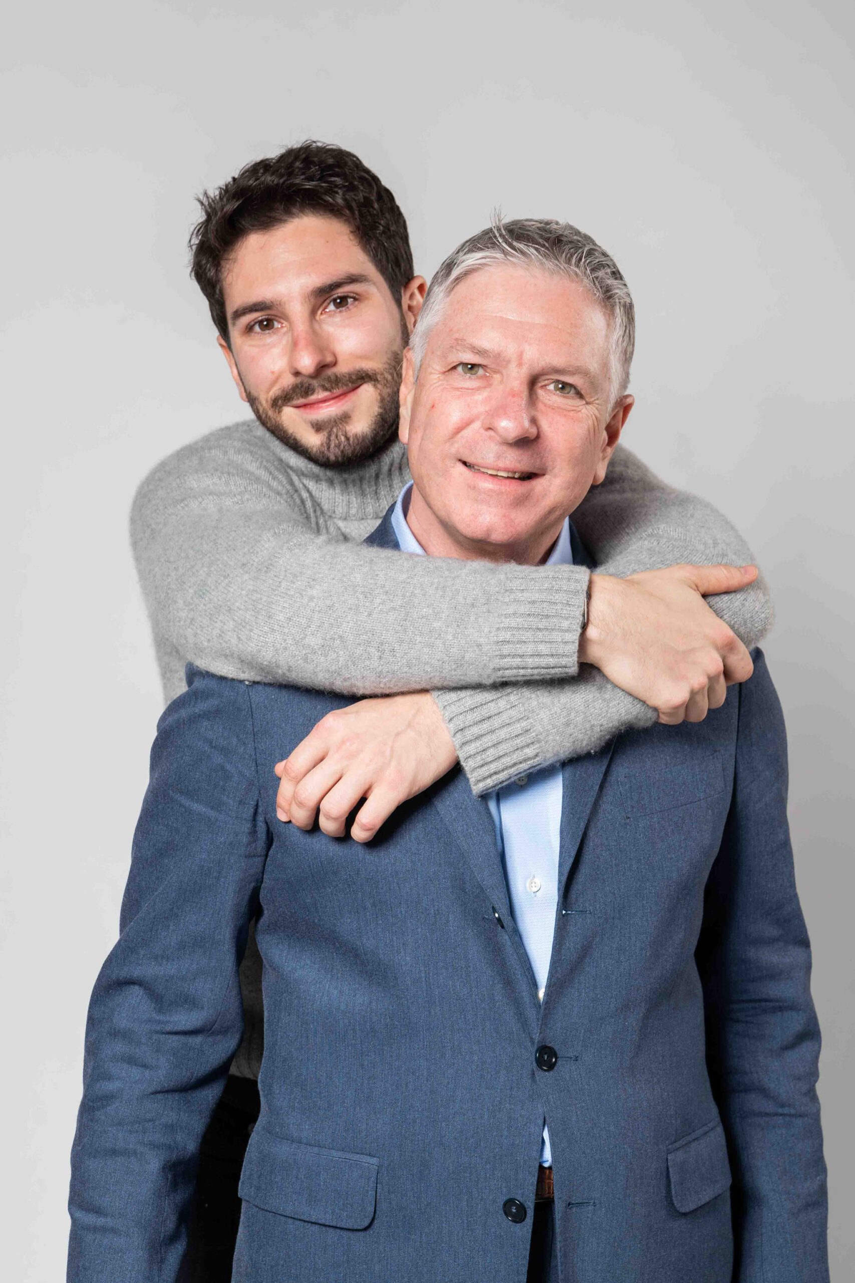 Fotografo Ritratto di Famiglia Baroni Foto ritratto famiglia studio Milano