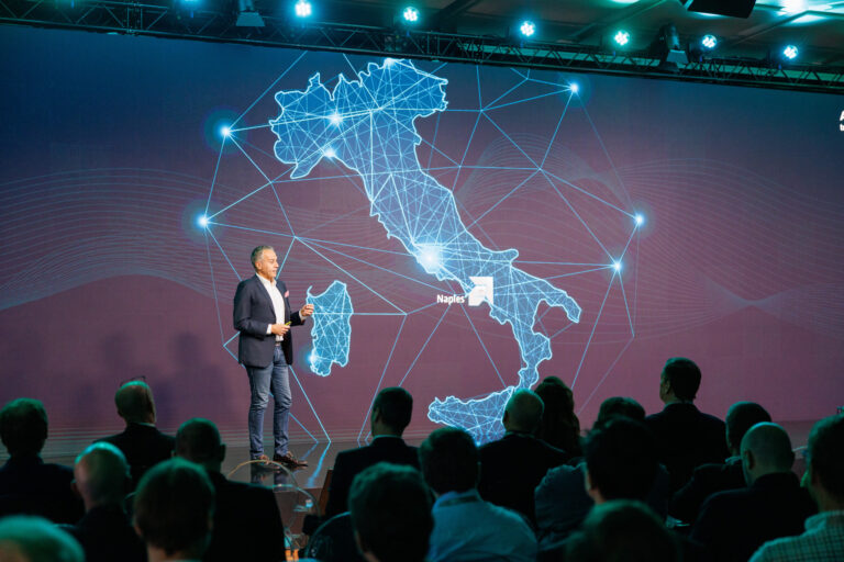 foto raffigurante presentatore dell'evento AMD Italia