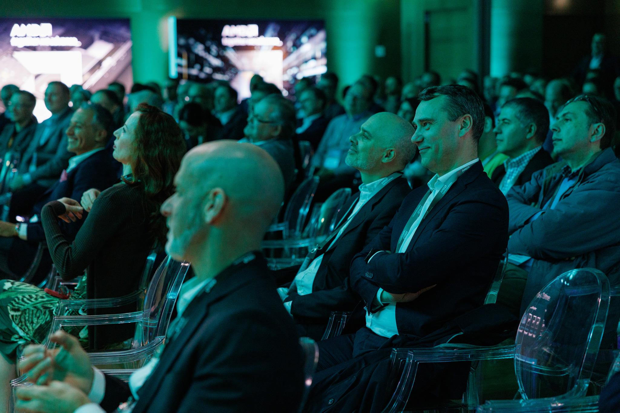 foto degli spettatori all'evento amd