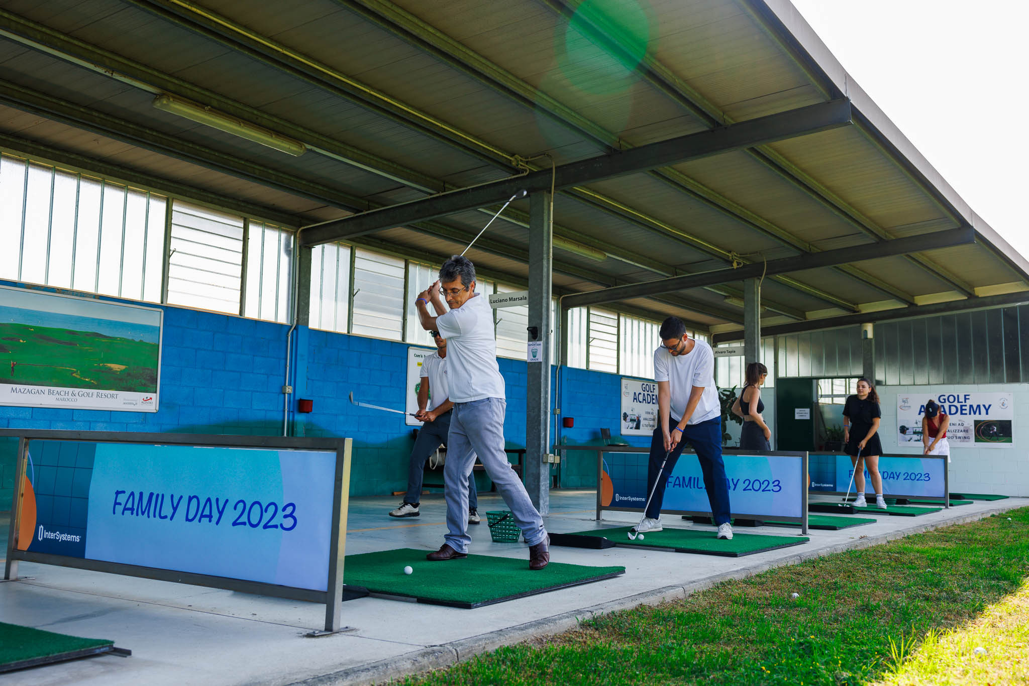 Foto di reportage dell'evento di golf di Intersystems