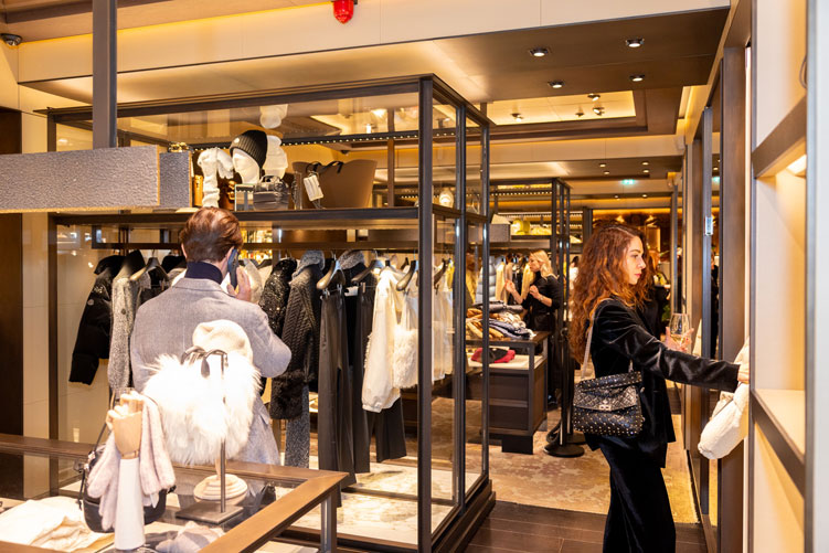 027-Evento-Moncler Private sale esclusiva Moncler evento business luxury