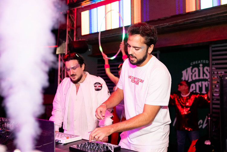 eventbusinessphotography-perrier-party Festa Maison Perrier NUMA Club Bologna French Kiss Party