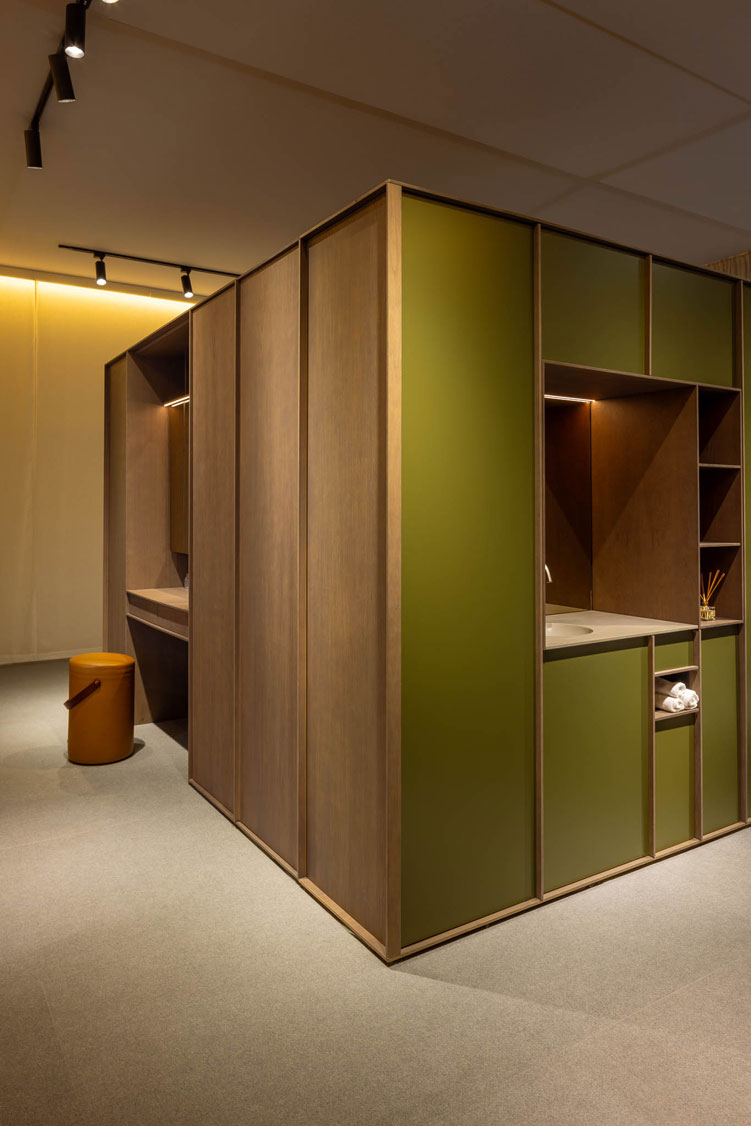 11-Salone-del-Mobile-Uecko-Interiors-Wardrobes