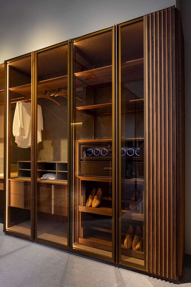 25-Salone-del-Mobile-Uecko-Interiors-Wardrobes